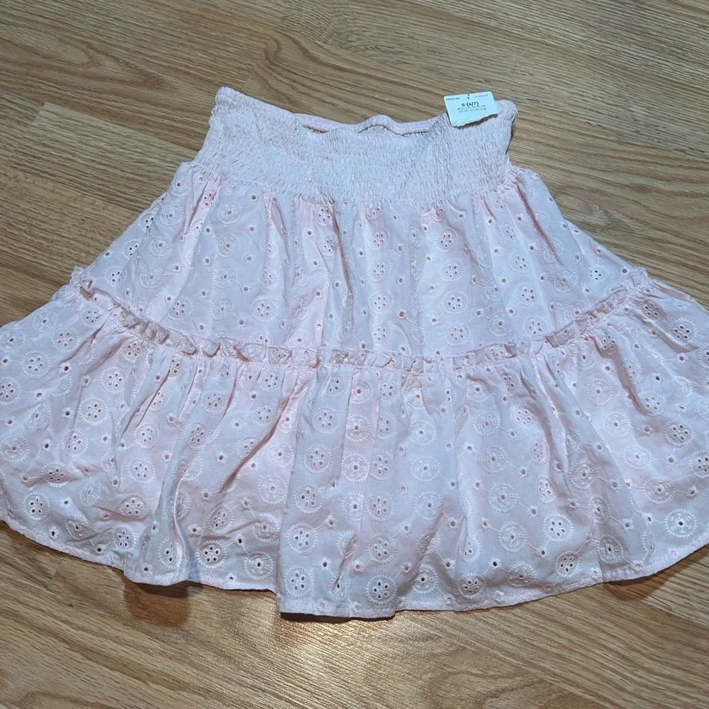 Carters Kid Girls Pink Eyelet Tiered Skirt‎ Smocked Waist Size S 6/7